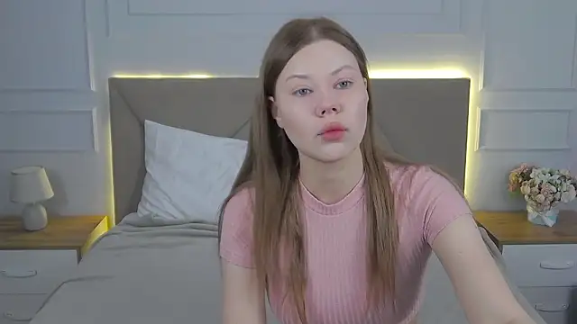 Sophie Rays online show from 03.22.26