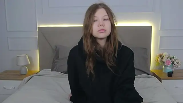 Sophie Rays online show from 06.06.26