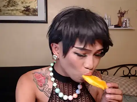 DazzlingroseHorsecock online show from 04.06.26