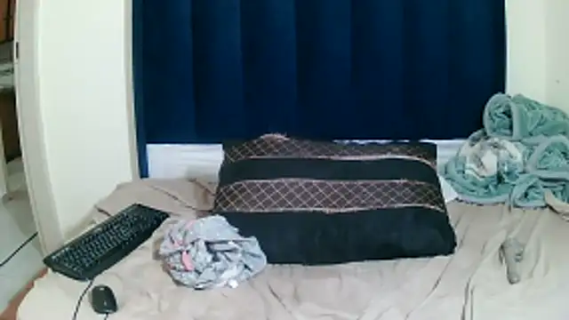 MelaniBbe online show from 04.24.26