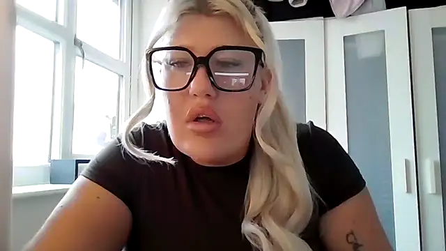 Lexi Laura online show from 03.20.26