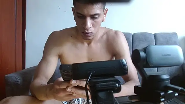 sornero777111 online show from 04.29.26