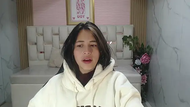 Snapshot of bonnie_1s chatting on 03.22.26 bonnie 1s online show from 03.22.26