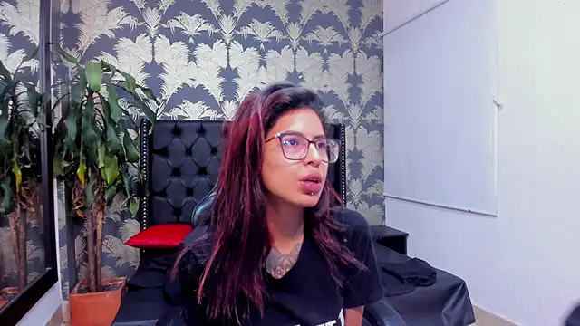 Emily Lopera online show from 05.03.26