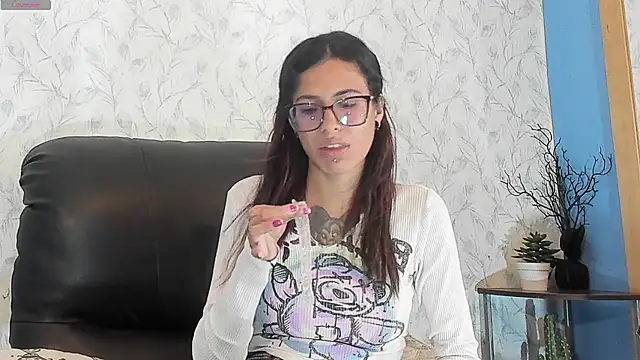 Emily Lopera online show from 07.23.26
