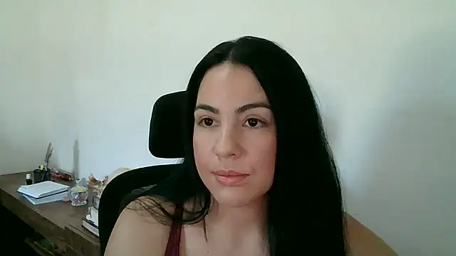 Snapshot of AnabeleNogueira chatting on 06.30.26 AnabeleNogueira online show from 06.30.26