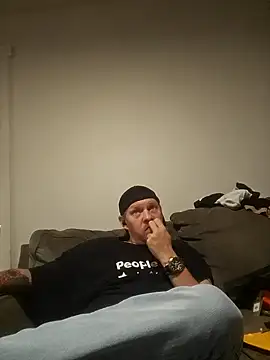 yourMasterisBored online show from 03.17.26