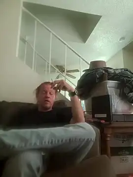 yourMasterisBored online show from 06.04.26