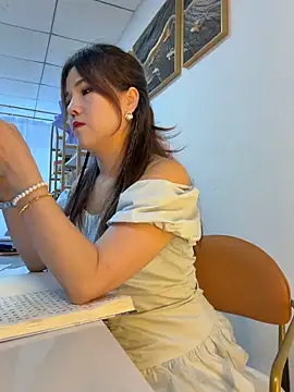 Xiaoxiao-y online show from 06.16.26
