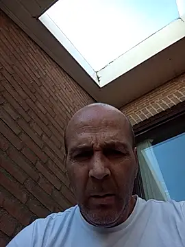 Iulian81 online show from 08.03.26