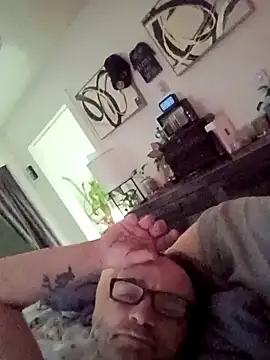 dropanddrippy1 online show from 03.23.26