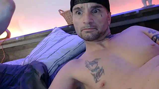 dropanddrippy1 online show from 03.27.26