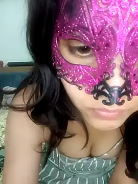 Hottymahi7 online show from 04.19.26