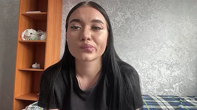 Sofi Funny online show from 04.28.26