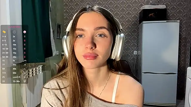 Veluxe online show from 04.14.26