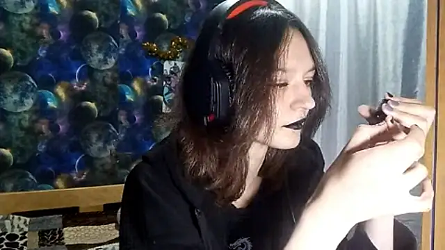 Torma Kongritte online show from 04.23.26
