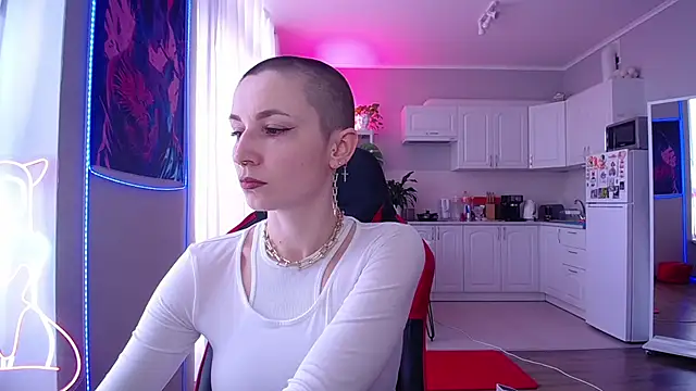 Hope Foxter online show from 04.29.26