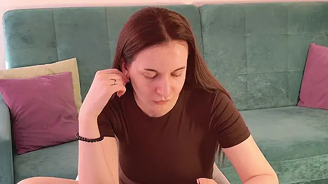Ola Queen online show from 05.20.26