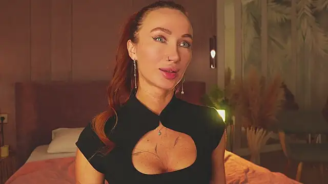 SerenaWest  online show from 05.03.26