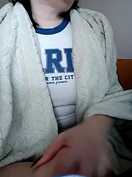 Snapshot of Lesichka_mi chatting on 03.19.26 Lesichka mi online show from 03.19.26