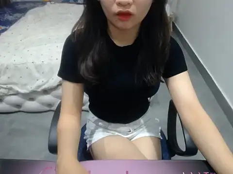 Snapshot of Aly_babe19y chatting on 03.16.26 Aly babe19y online show from 03.16.26