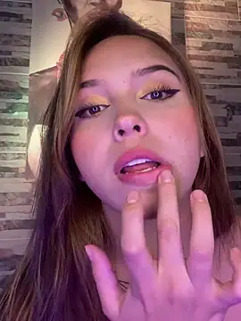 lunacandy 0 online show from 06.17.26