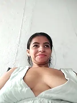 Snapshot of leidi-95- chatting on 03.27.26 leidi-95- online show from 03.27.26