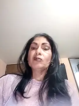 Snapshot of Taniafirelux chatting on 03.17.26 Taniafirelux online show from 03.17.26