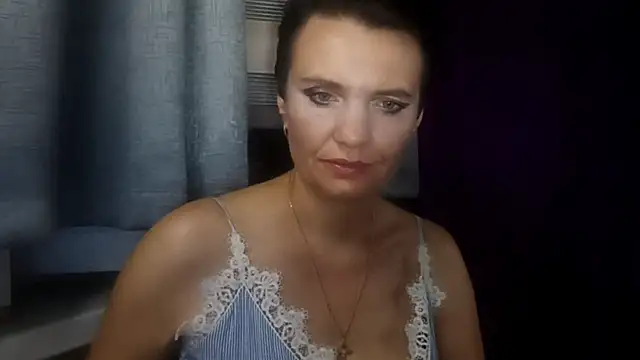 Snapshot of HotMamaQueen234 chatting on 08.05.26 HotMamaQueen234 online show from 08.05.26