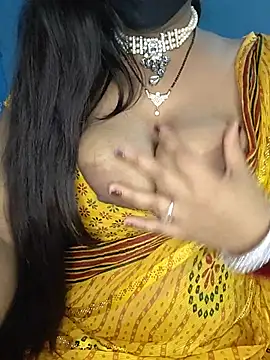 Snapshot of Miss_roohi chatting on 07.28.26 Miss roohi online show from 07.28.26
