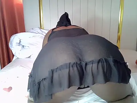 mamamia the queen online show from 03.27.26