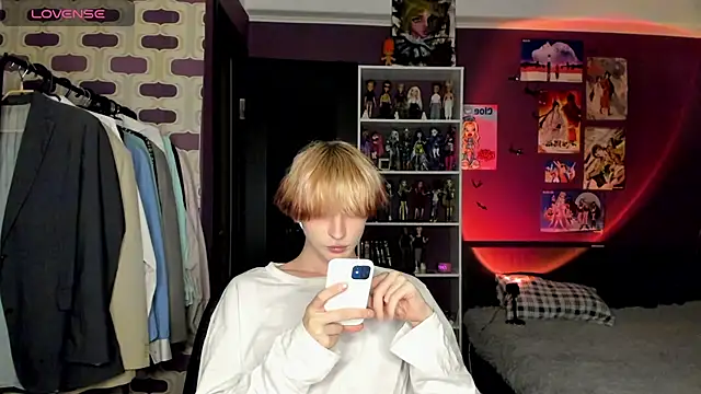 sweet peach    online show from 06.29.26