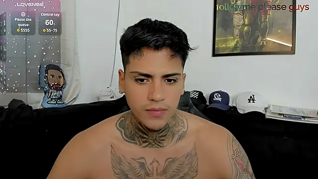 sweetlatinoboy online show from 04.17.26