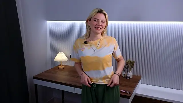 BeeKoci online show from 03.23.26