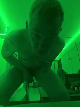 Snapshot of katragon45 chatting on 03.17.26 katragon45 online show from 03.17.26