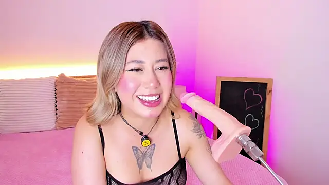 Amber Palmer online show from 05.30.26