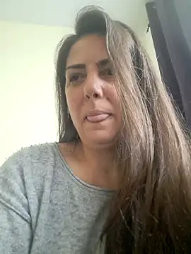 Snapshot of Arya_Malone chatting on 04.22.26 Arya Malone online show from 04.22.26