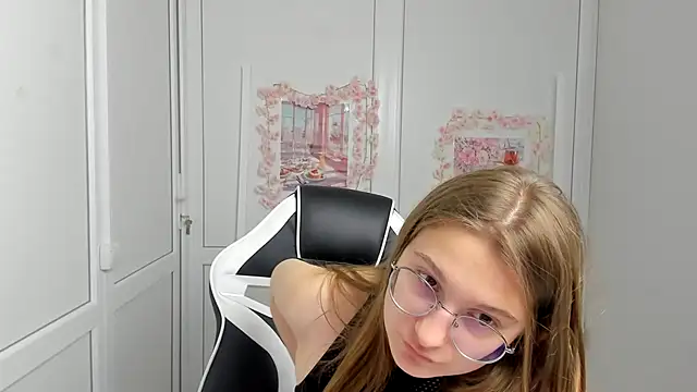 Mia kristal online show from 06.18.26