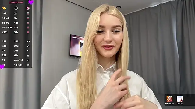 Snapshot of MelissaEvenns chatting on 05.08.26 MelissaEvenns online show from 05.08.26
