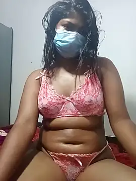 Snapshot of honeyi_babe chatting on 05.25.26 honeyi babe online show from 05.25.26