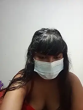 Snapshot of honeyi_babe chatting on 06.16.26 honeyi babe online show from 06.16.26