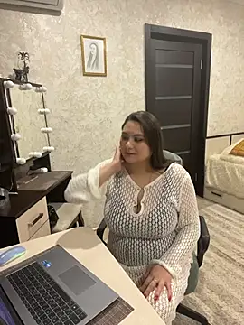 Snapshot of AgathaMyers chatting on 03.24.26 AgathaMyers online show from 03.24.26