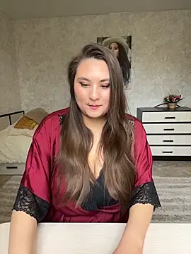 AgathaMyers online show from 04.26.26