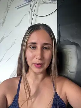 VictoriaWhitmore online show from 04.07.26