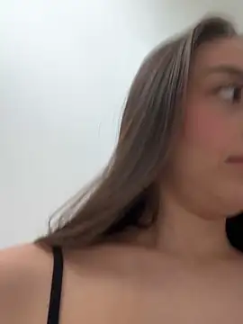 Lauren Storm online show from 04.27.26