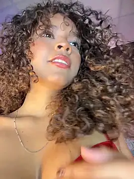 CurlyOopsieXXX online show from 04.17.26