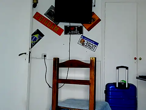 freddymdq100 online show from 04.22.26