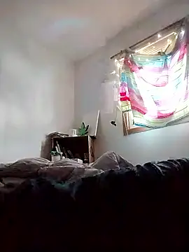 Snapshot of riotstarter187 chatting on 03.18.26 riotstarter187 online show from 03.18.26