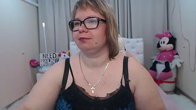 Snapshot of BonnnyBoobsy chatting on 05.25.26 BonnnyBoobsy online show from 05.25.26