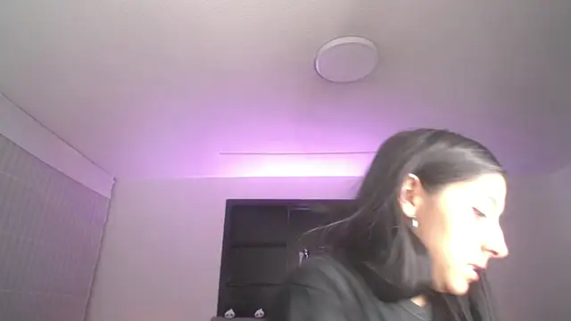 Melannyy V online show from 08.06.26